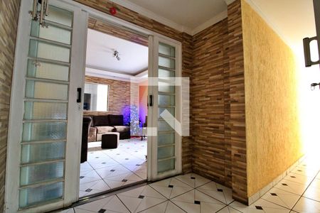 Casa à venda com 222m², 3 quartos e 2 vagasEntrada