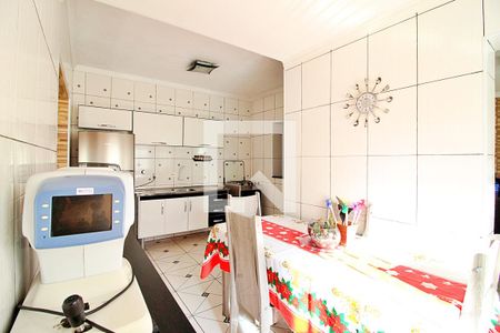 Casa à venda com 222m², 3 quartos e 2 vagasCozinha