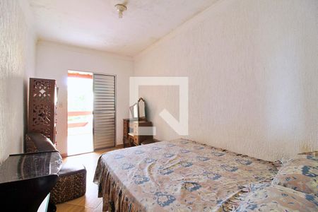 Casa à venda com 222m², 3 quartos e 2 vagasQuarto 2