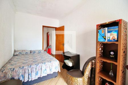 Casa à venda com 222m², 3 quartos e 2 vagasQuarto 2