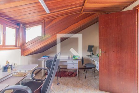 Casa à venda com 190m², 3 quartos e 2 vagasEscritório