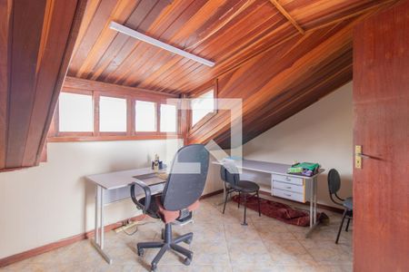 Casa à venda com 190m², 3 quartos e 2 vagasEscritório