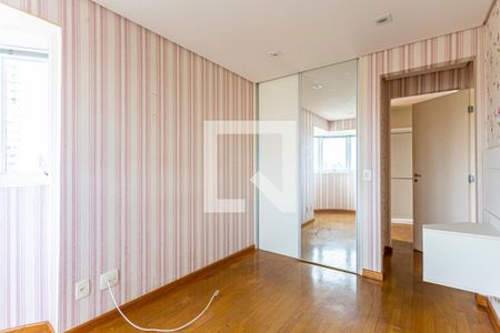 Apartamento à venda com 87m², 2 quartos e 2 vagas Apartamento à venda com 87m², 2 quartos e 2 vagasSuite