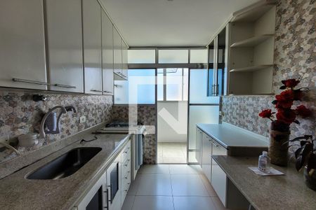 Apartamento à venda com 58m², 2 quartos e 1 vagaCozinha