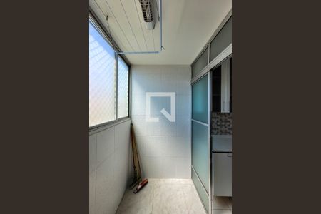 Apartamento à venda com 58m², 2 quartos e 1 vagaÁrea de Serviço