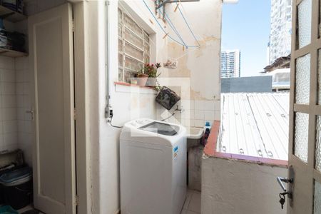 Apartamento à venda com 70m², 2 quartos e sem vaga Apartamento à venda com 70m², 2 quartos e sem vagaÁrea de serviço