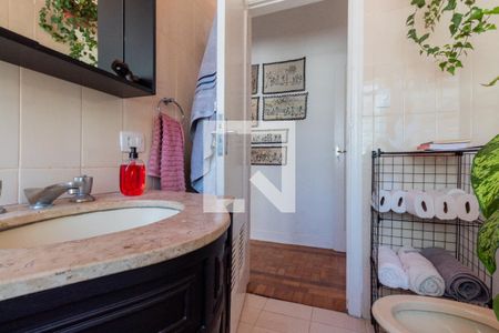 Apartamento à venda com 70m², 2 quartos e sem vaga Apartamento à venda com 70m², 2 quartos e sem vagaBanheiro