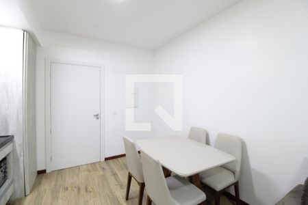 Sala/Cozinha de kitnet/studio à venda com 1 quarto, 36m² em Marechal Rondon, Canoas