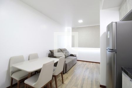 Sala/Cozinha de kitnet/studio à venda com 1 quarto, 36m² em Marechal Rondon, Canoas