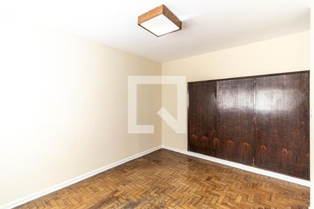 Apartamento à venda com 217m², 4 quartos e 2 vagas Apartamento à venda com 217m², 4 quartos e 2 vagasSuíte