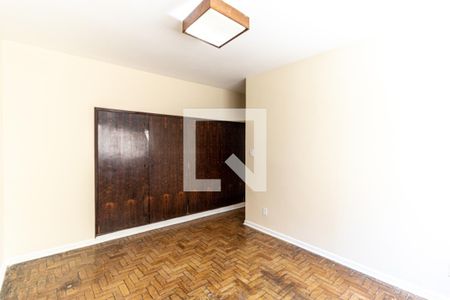 Apartamento à venda com 217m², 4 quartos e 2 vagas Apartamento à venda com 217m², 4 quartos e 2 vagasSuíte