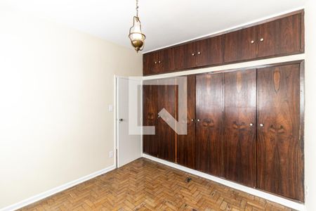 Apartamento à venda com 217m², 4 quartos e 2 vagas Apartamento à venda com 217m², 4 quartos e 2 vagasSuíte