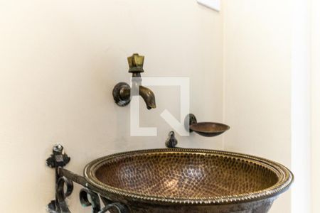 Apartamento à venda com 217m², 4 quartos e 2 vagas Apartamento à venda com 217m², 4 quartos e 2 vagasLavabo