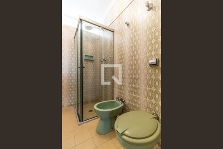 Apartamento à venda com 217m², 4 quartos e 2 vagas Apartamento à venda com 217m², 4 quartos e 2 vagasBanheiro