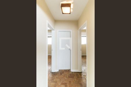 Corredor  de apartamento à venda com 4 quartos, 217m² em Santa Cecília, São Paulo