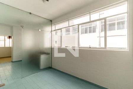 Apartamento à venda com 217m², 4 quartos e 2 vagas Apartamento à venda com 217m², 4 quartos e 2 vagasCozinha