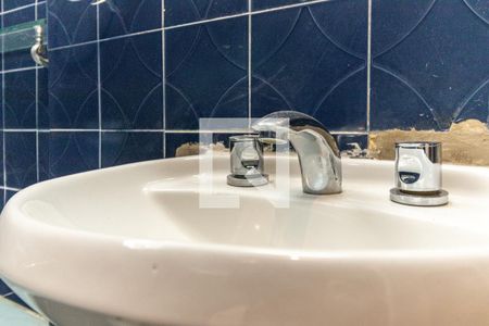 Apartamento à venda com 217m², 4 quartos e 2 vagas Apartamento à venda com 217m², 4 quartos e 2 vagasSuíte banheiro