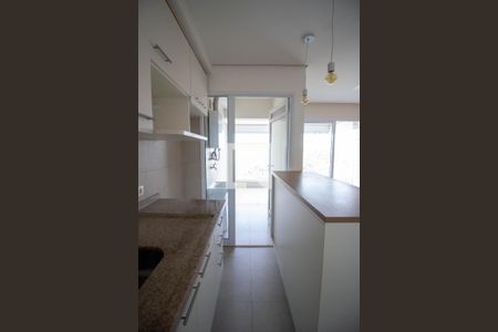 Cozinha de apartamento para alugar com 2 quartos, 62m² em Vila Anastácio, São Paulo