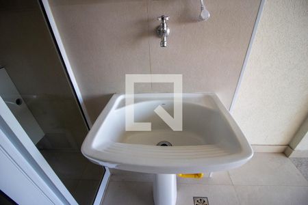 Area de Serviço de apartamento para alugar com 2 quartos, 62m² em Vila Anastácio, São Paulo