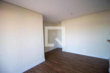 Sala de apartamento para alugar com 2 quartos, 62m² em Vila Anastácio, São Paulo