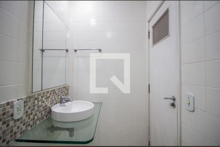 Apartamento para alugar com 260m², 4 quartos e 1 vagaBanheiro Corredor