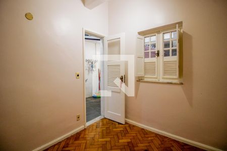 Apartamento para alugar com 260m², 4 quartos e 1 vagaÁrea de Serviço