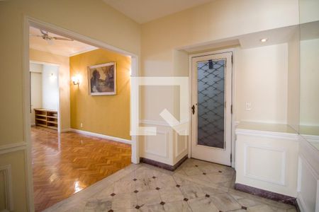 Sala de entrada de apartamento à venda com 4 quartos, 260m² em Botafogo, Rio de Janeiro