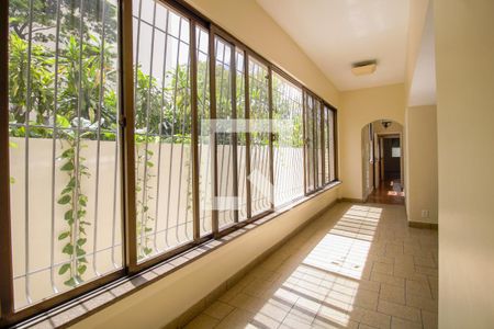 Apartamento para alugar com 260m², 4 quartos e 1 vagaCorredor