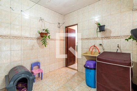 Casa à venda com 238m², 3 quartos e 4 vagas Casa à venda com 238m², 3 quartos e 4 vagasÁrea de Serviço