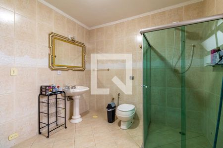 Casa à venda com 238m², 3 quartos e 4 vagas Casa à venda com 238m², 3 quartos e 4 vagasBanheiro