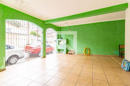 Casa à venda com 238m², 3 quartos e 4 vagas Casa à venda com 238m², 3 quartos e 4 vagasGaragem