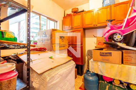 Casa à venda com 238m², 3 quartos e 4 vagas Casa à venda com 238m², 3 quartos e 4 vagasQuarto externo