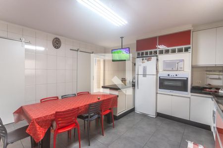 Casa à venda com 198m², 3 quartos e 2 vagasCozinha
