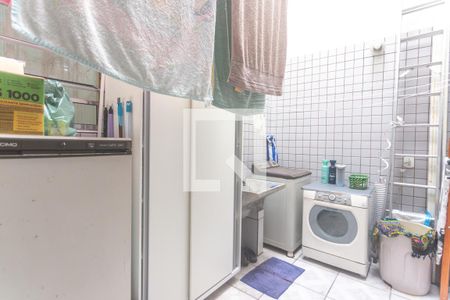 Casa à venda com 198m², 3 quartos e 2 vagasÁrea de serviço