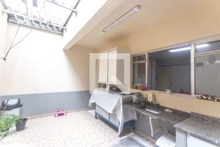 Casa à venda com 198m², 3 quartos e 2 vagasChurrasqueira