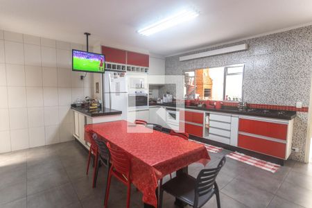 Casa à venda com 198m², 3 quartos e 2 vagasCozinha