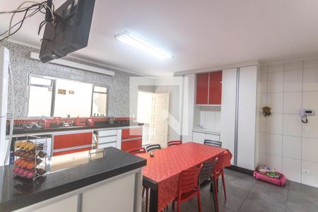 Casa à venda com 198m², 3 quartos e 2 vagasCozinha