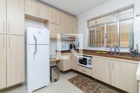 Casa à venda com 220m², 3 quartos e 3 vagas Casa à venda com 220m², 3 quartos e 3 vagasCozinha