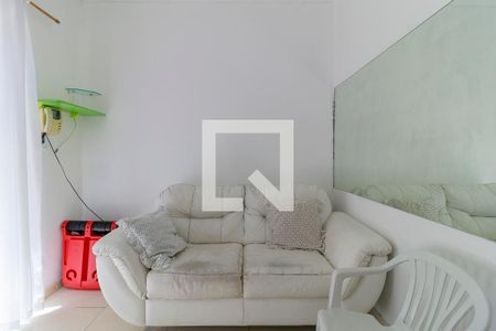 Casa à venda com 220m², 3 quartos e 3 vagas Casa à venda com 220m², 3 quartos e 3 vagasÁrea comum