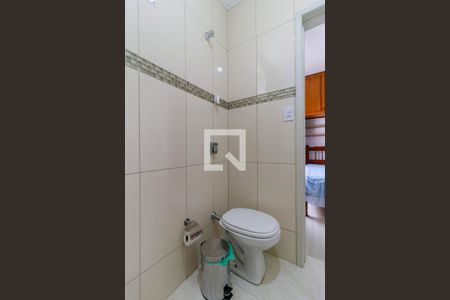 Casa à venda com 220m², 3 quartos e 3 vagas Casa à venda com 220m², 3 quartos e 3 vagasBanheiro