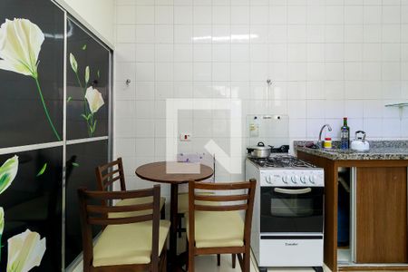 Casa à venda com 220m², 3 quartos e 3 vagas Casa à venda com 220m², 3 quartos e 3 vagasCozinha