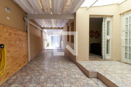 Casa à venda com 220m², 3 quartos e 3 vagas Casa à venda com 220m², 3 quartos e 3 vagasÁrea comum