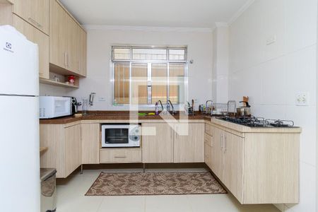 Casa à venda com 220m², 3 quartos e 3 vagas Casa à venda com 220m², 3 quartos e 3 vagasCozinha