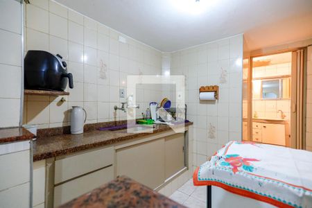 Casa à venda com 52m², 3 quartos e sem vaga Casa à venda com 52m², 3 quartos e sem vagaCozinha