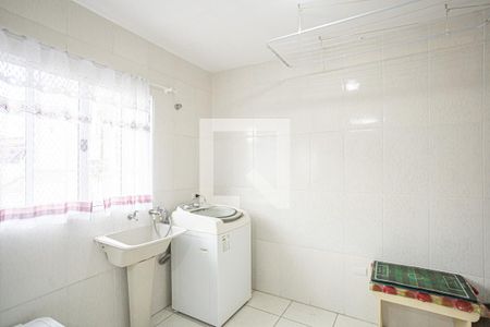 Apartamento para alugar com 100m², 2 quartos e 1 vaga Apartamento para alugar com 100m², 2 quartos e 1 vagaCozinha e Área de Serviço