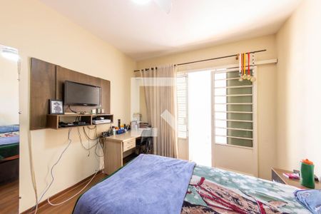 Casa à venda com 300m², 3 quartos e 4 vagasQuarto 