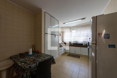 Casa à venda com 300m², 3 quartos e 4 vagasCozinha 