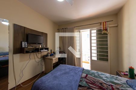 Casa à venda com 300m², 3 quartos e 4 vagasQuarto 