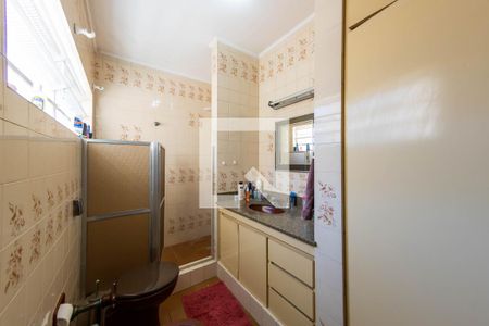 Casa à venda com 300m², 3 quartos e 4 vagasBanheiro 