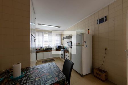 Casa à venda com 300m², 3 quartos e 4 vagasCozinha 